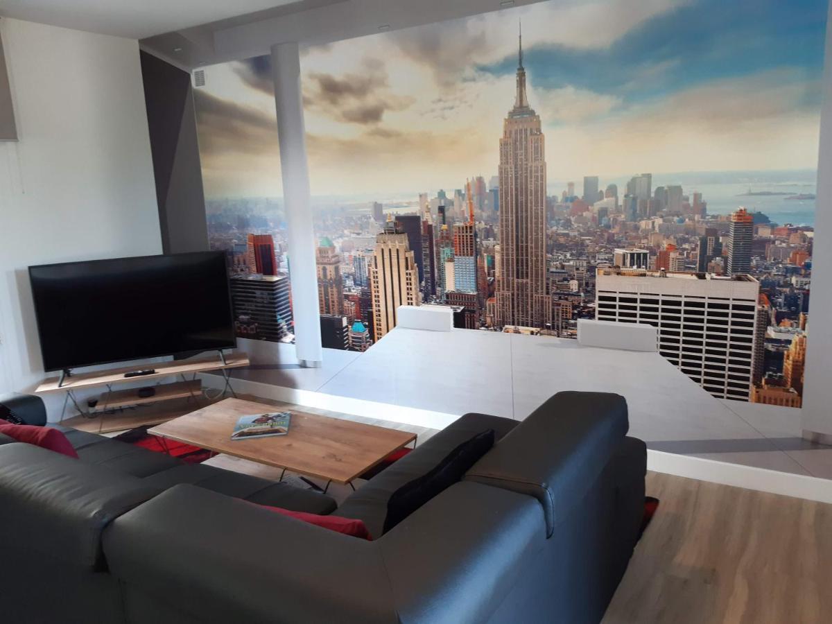 Superbe appartement Le New-York View en centre ville - Parking gratuit La Roche-Chalais Extérieur photo