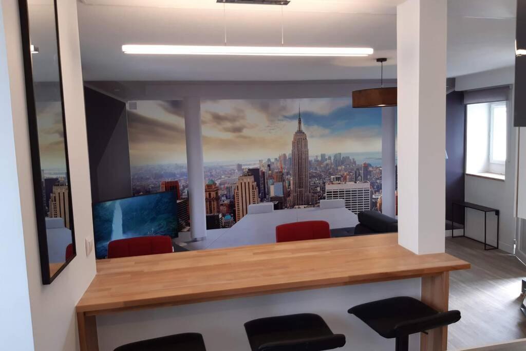 Superbe appartement Le New-York View en centre ville - Parking gratuit La Roche-Chalais Extérieur photo